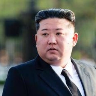 Kim Jong Un, giallo sulla morte per emorragia cerebrale: la Corea del Nord pubblica foto del leader