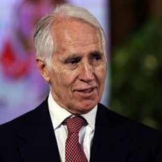 Malagò: "Ct? Si va verso la definizione di una short-list, mi incontrerò con Maldini e Leonardo" Malagò: "Ct? Si va verso la definizione di una short-list, mi incontrerò con Maldini e Leonardo"
