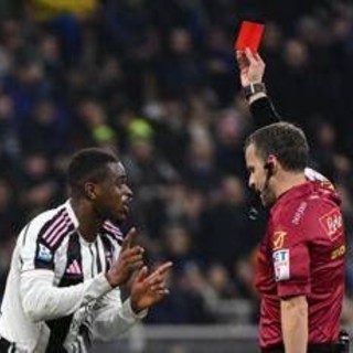 Kalulu espulso in Inter-Juve, Chivu difende arbitro: "Tocco c'è, mani bisogna tenerle in tasca"