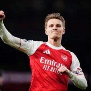 Arsenal vince Premier League dopo 22 anni, Manchester City pari con Bournemouth Arsenal vince Premier League dopo 22 anni, Manchester City pari con Bournemouth