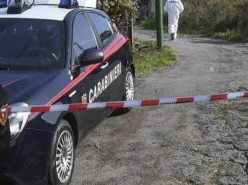 Esplosione davanti casa cronista a Vicenza, in una lettera minacce e riferimenti a don Patriciello e Meloni