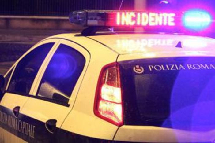 Roma, scontro tra auto e microcar a Formello: morta 16enne