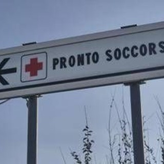 Auto contro un muretto nel Barese, morti fratello e sorella