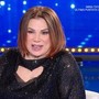 Serena Grandi, tensioni con Corinne Clery: "Accuse infondate". L'appello di Venier Serena Grandi, tensioni con Corinne Clery: "Accuse infondate". L'appello di Venier