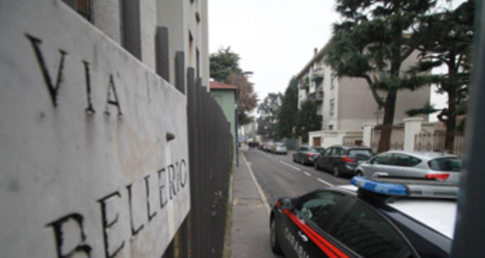 Lega, Salvini spende 30mila euro mensili per Via Bellerio: solo sede Pd costa di più. Sorride Vannacci, la sua è gratis Lega, Salvini spende 30mila euro mensili per Via Bellerio: solo sede Pd costa di più. Sorride Vannacci, la sua è gratis