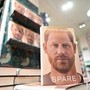 'Spare' di Harry è il libro più letto... nei bagni di tutta la Gran Bretagna
