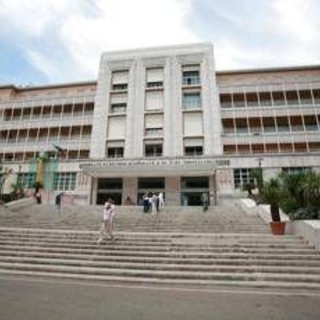 Bimbo trapiantato a Napoli, cuore 'bruciato' trasportato da Bolzano in un box di plastica comune