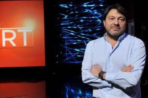 Sigfrido Ranucci e l'auto saltata in aria: "Stanotte contro di me salto di qualità" Sigfrido Ranucci e l'auto saltata in aria: "Stanotte contro di me salto di qualità"