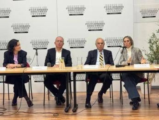 Rinosinusite con poliposi nasale, studio: "Anti Il-5 efficace su sintomi e tessuto" Rinosinusite con poliposi nasale, studio: "Anti Il-5 efficace su sintomi e tessuto"