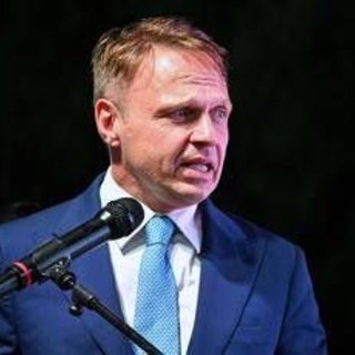 Vino, Lollobrigida: "Basta allarmi su etichette da burocrati di Bruxelles" Vino, Lollobrigida: "Basta allarmi su etichette da burocrati di Bruxelles"