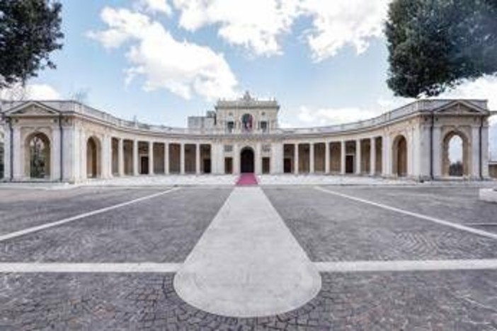 Mattarella a L'Aquila: "Cultura strumento di pace contro guerre, volontà di dominio e strategie predatorie"