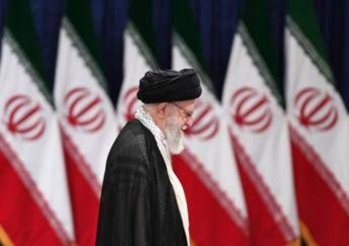 Morte Khamenei, i tre possibili successori e il ruolo di Larijani Morte Khamenei, i tre possibili successori e il ruolo di Larijani