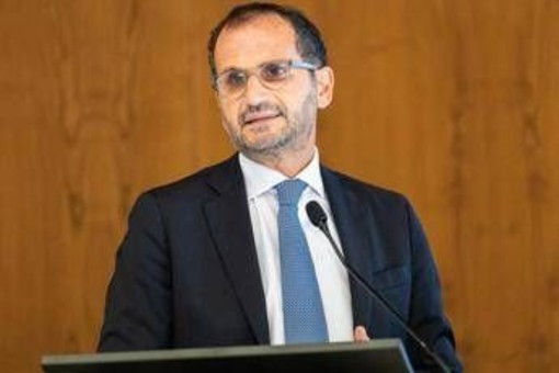 Farmaceutica, Gemmato: "Nel Testo unico misure per garantire continuità e sostenibilità cure"