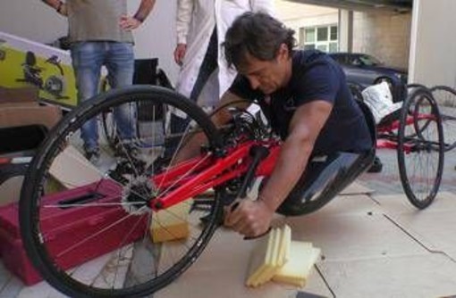 Zanardi, Inail: "Profondo dolore per sua scomparsa, uomo e atleta straordinario" Zanardi, Inail: "Profondo dolore per sua scomparsa, uomo e atleta straordinario"