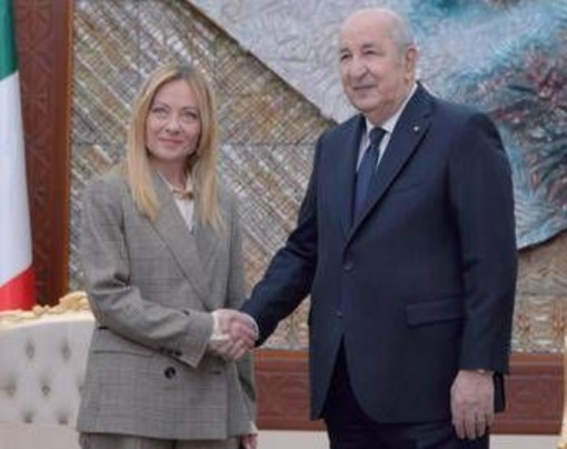 Italia-Algeria, Meloni: "Rafforziamo flusso fornitura gas" Italia-Algeria, Meloni: "Rafforziamo flusso fornitura gas"