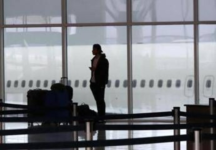 Pilota segnala impatto con drone in avvicinamento al Jfk di New York, scatta indagine
