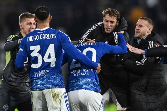 Baturina salva il Como nel recupero, col Bologna finisce 1-1 Baturina salva il Como nel recupero, col Bologna finisce 1-1