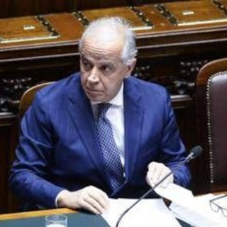 Askatasuna, Piantedosi: "Contro i violenti ci vuole fermo preventivo"