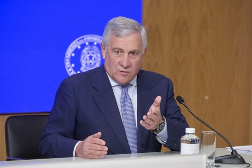 Colpita base italiana in Kuwait, nessun ferito. Tajani”Non ci facciamo intimorire”