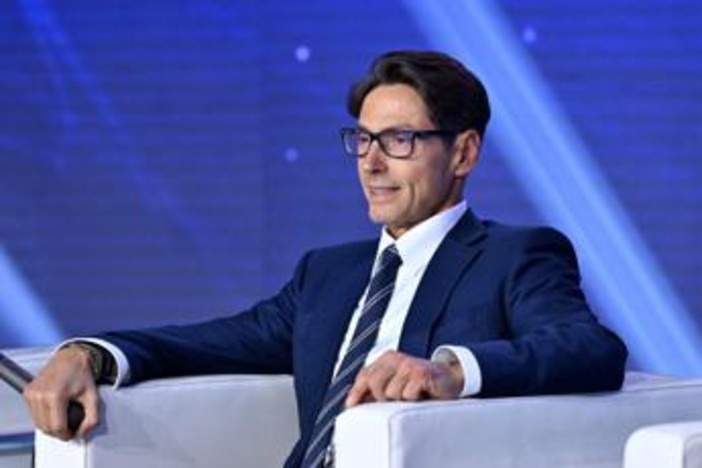 Pier Silvio Berlusconi: "Offeso da attacchi Trump a Meloni. Vannacci? Attendiamo programma" Pier Silvio Berlusconi: "Offeso da attacchi Trump a Meloni. Vannacci? Attendiamo programma"
