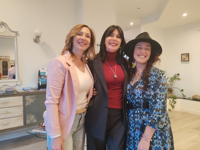 Identità, immagine e presenza: il workshop "Meravigliosamente me" dedicato alle donne sbarca a Sanremo Identità, immagine e presenza: il workshop "Meravigliosamente me" dedicato alle donne sbarca a Sanremo