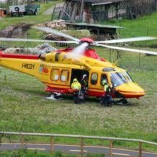 Precipita con il parapendio, morto un 64enne in Friuli Venezia Giulia