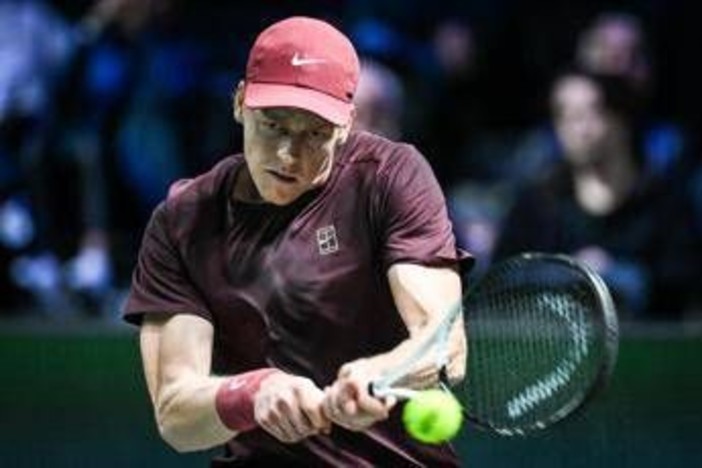 Sinner-Zverev, oggi semifinale a Parigi: orario, precedenti e dove vederla Sinner-Zverev, oggi semifinale a Parigi: orario, precedenti e dove vederla