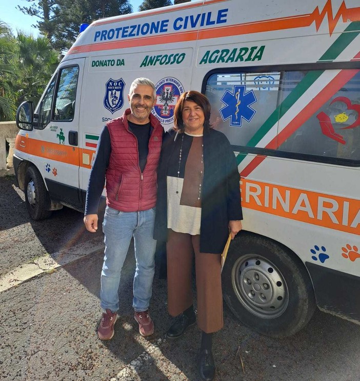 Sanremo e Ospedaletti firmano convenzione con Ambulanze Veterinarie (Foto) Sanremo e Ospedaletti firmano convenzione con Ambulanze Veterinarie (Foto)