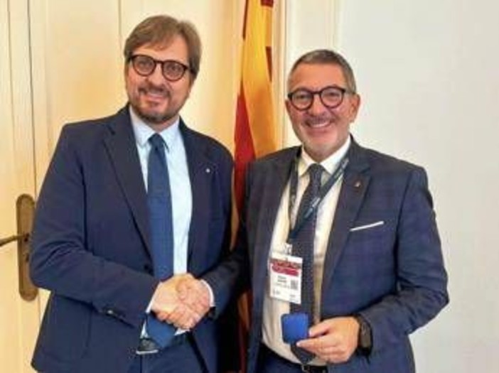 Lombardia, alleanza con la Catalogna per sostenere l'industria chimica