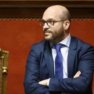 Pro vita, Fontana: "Rimuovere ostacoli economici e sociali e rafforzare sostegni a maternità"