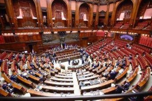 Legge elettorale, ultimo atto alla Camera: oggi voto finale tra vedette, catafalco e pronostici