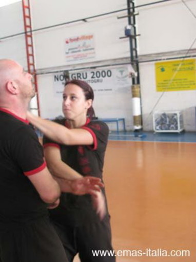 Sanremo: apertura estiva del WT Center con i corsi di difesa personale