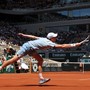 Crollo fisico per Sinner, è fuori al secondo turno del Roland Garros