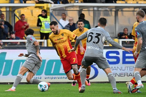 Scontro diretto senza gol, al Via del Mare Lecce-Verona 0-0 Scontro diretto senza gol, al Via del Mare Lecce-Verona 0-0