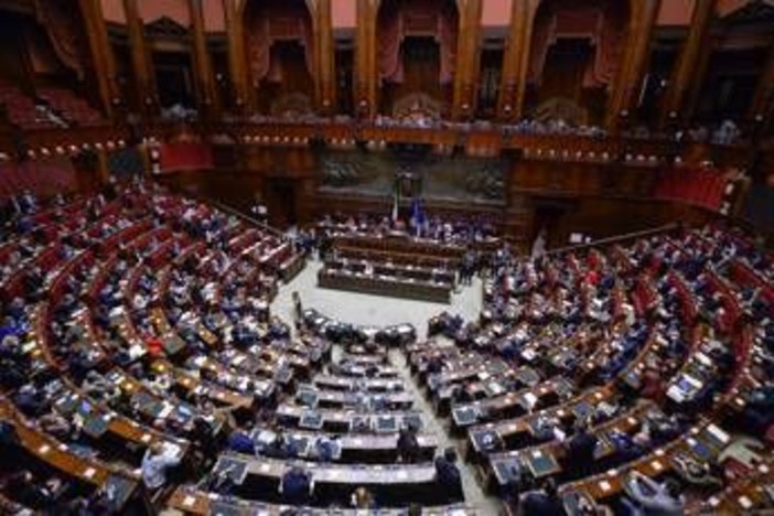 Camera, in arrivo il nuovo Regolamento: stretta sui cambi di casacca e voto di fiducia rapido
