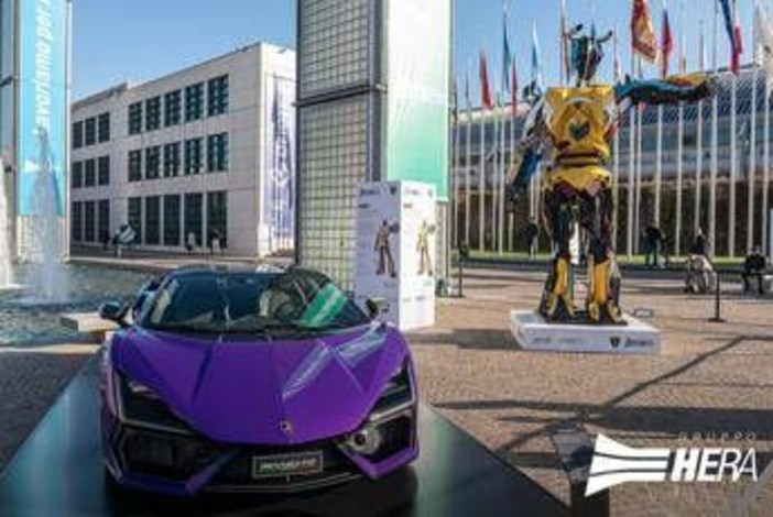 Sostenibilità, a Ecomondo 2025 i Super Robot protettori dell’ambiente Sostenibilità, a Ecomondo 2025 i Super Robot protettori dell’ambiente