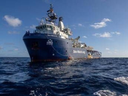 Migranti, Tribunale Catania revoca fermo Sea Watch 5 Migranti, Tribunale Catania revoca fermo Sea Watch 5