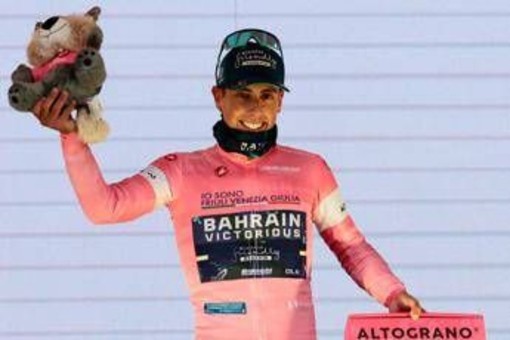Giro d'Italia, ad Arrieta la quinta tappa. Eulalio nuova maglia rosa