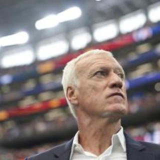 Francia, Deschamps (al capolinea) attacca l'arbitro: "È al livello di una semifinale dei Mondiali?" Francia, Deschamps (al capolinea) attacca l'arbitro: "È al livello di una semifinale dei Mondiali?"