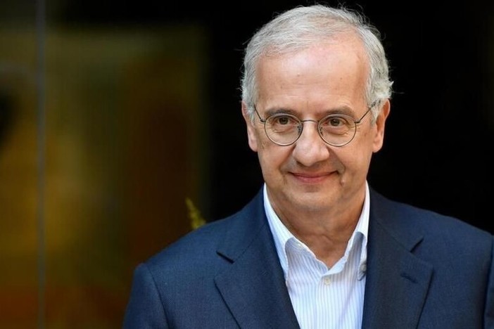 Walter Veltroni ospite alle 16 della rassegna 'Cervo in blu d'inchiostro e alle 20.30 del Festival della Parola Reloaded di Sanremo