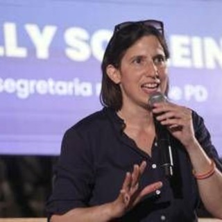 Schlein attacca Meloni: "Provoca Mattarella, totale mancanza di senso dello Stato" Schlein attacca Meloni: "Provoca Mattarella, totale mancanza di senso dello Stato"