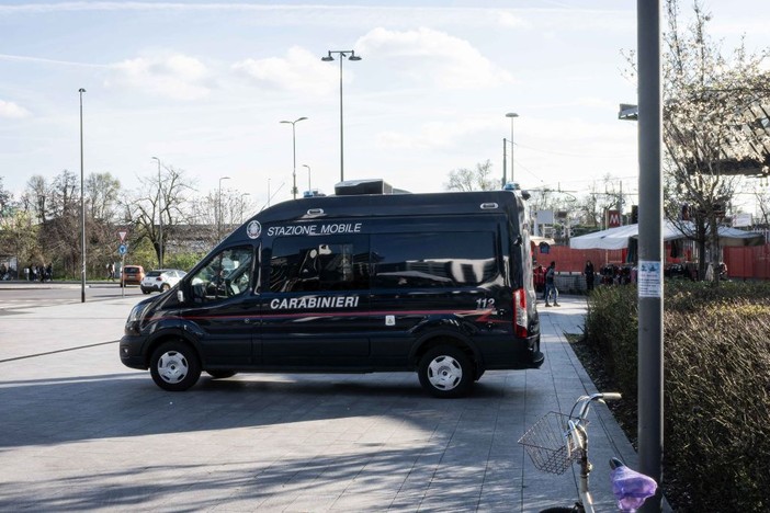 Trescore, professoressa accoltellata da studente. E’ grave. Valditara “Serve legge” Trescore, professoressa accoltellata da studente. E’ grave. Valditara “Serve legge”