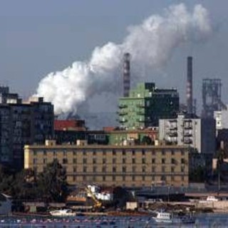 Ex Ilva, il governo alle imprese: "Stop ai licenziamenti". Aigi e Aepi accolgono l'appello Ex Ilva, il governo alle imprese: "Stop ai licenziamenti". Aigi e Aepi accolgono l'appello
