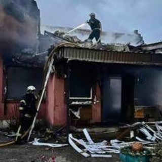 Ucraina-Russia, notte di fuoco su Kiev. Oggi Trump e Zelensky in call con i leader Ue Ucraina-Russia, notte di fuoco su Kiev. Oggi Trump e Zelensky in call con i leader Ue