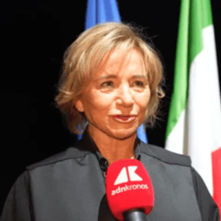 Moda, Ferretti: "Linguaggio universale e specchio della società, ai giovani dico di non arrendersi"