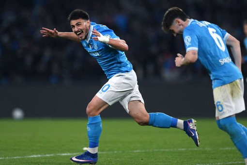 Alisson ed Elmas in gol, Napoli vince 2-1 l’anticipo con il Torino Alisson ed Elmas in gol, Napoli vince 2-1 l’anticipo con il Torino