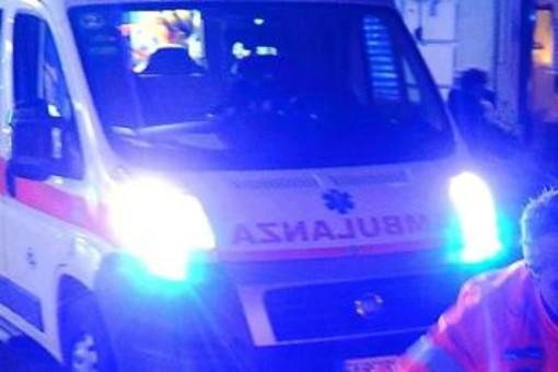 Treviso, scontro frontale tra due auto: 6 feriti, due sono gravi Treviso, scontro frontale tra due auto: 6 feriti, due sono gravi