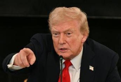 Israele, Trump avverte Hamas: "Se non rispetta l'accordo posso autorizzare ripresa dei combattimenti" Israele, Trump avverte Hamas: "Se non rispetta l'accordo posso autorizzare ripresa dei combattimenti"