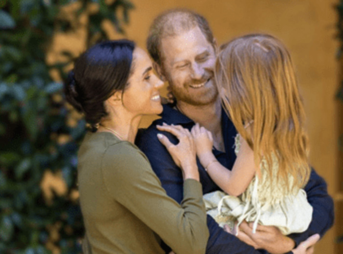 Lilibet compie 5 anni, la principessa americana cresciuta lontano dalla famiglia reale Lilibet compie 5 anni, la principessa americana cresciuta lontano dalla famiglia reale
