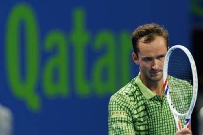 Medvedev, disavventura 'in aereo' dopo la finale persa con Sinner: "Ho perso i bagagli, non posso giocare a Miami" Medvedev, disavventura 'in aereo' dopo la finale persa con Sinner: "Ho perso i bagagli, non posso giocare a Miami"